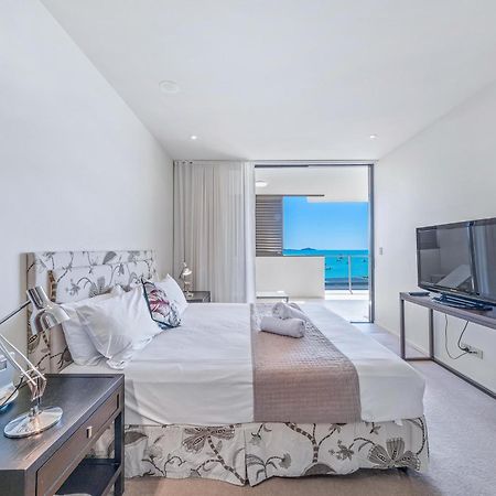 Executive On Whisper Bay - Cannonvale Airlie Beach Esterno foto