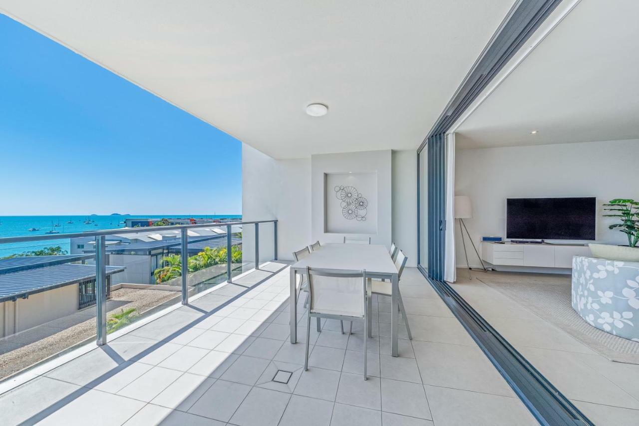 Executive On Whisper Bay - Cannonvale Airlie Beach Esterno foto