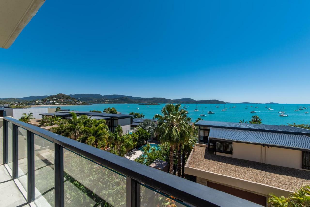 Executive On Whisper Bay - Cannonvale Airlie Beach Esterno foto
