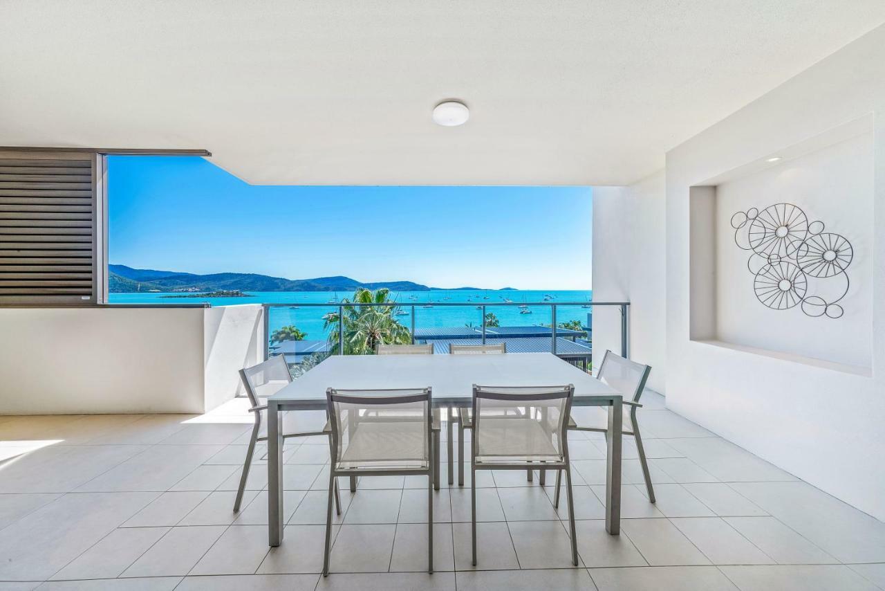 Executive On Whisper Bay - Cannonvale Airlie Beach Esterno foto